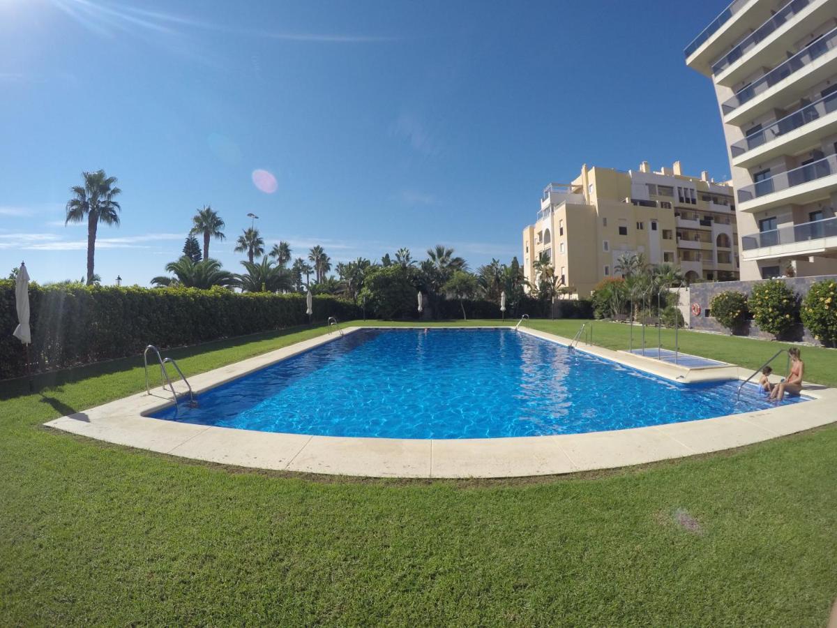 Sotavento 1ª Linea De Playa Apartment โรเกตัสเดมาร์ ภายนอก รูปภาพ