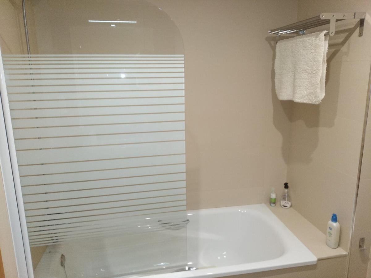 Sotavento 1ª Linea De Playa Apartment โรเกตัสเดมาร์ ภายนอก รูปภาพ