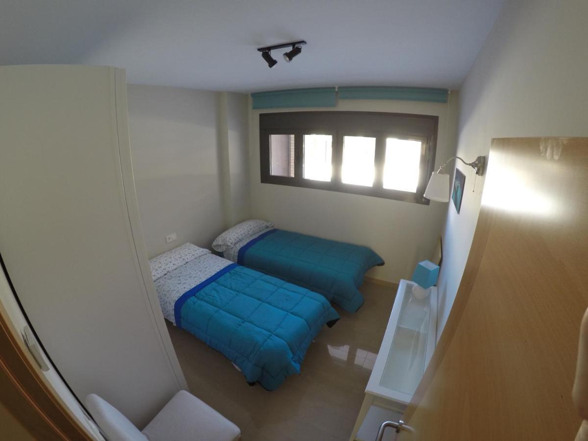 Sotavento 1ª Linea De Playa Apartment โรเกตัสเดมาร์ ภายนอก รูปภาพ